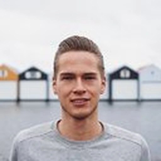 Stefan P.